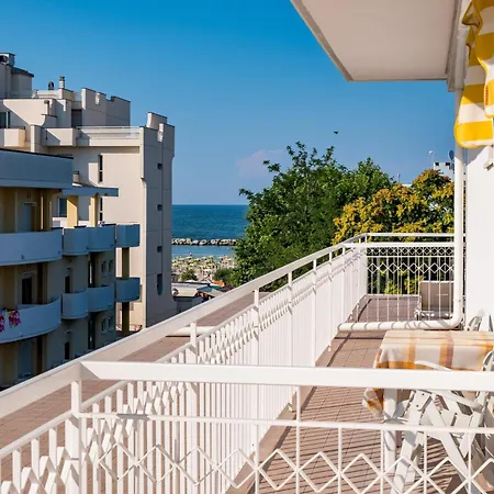 Hotel Villa Dei Fiori - Sul Mare Con Piscina Viserbella di Rimini Exterior foto