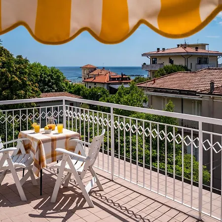 Hotel Villa Dei Fiori - Sul Mare Con Piscina Viserbella di Rimini Exterior foto